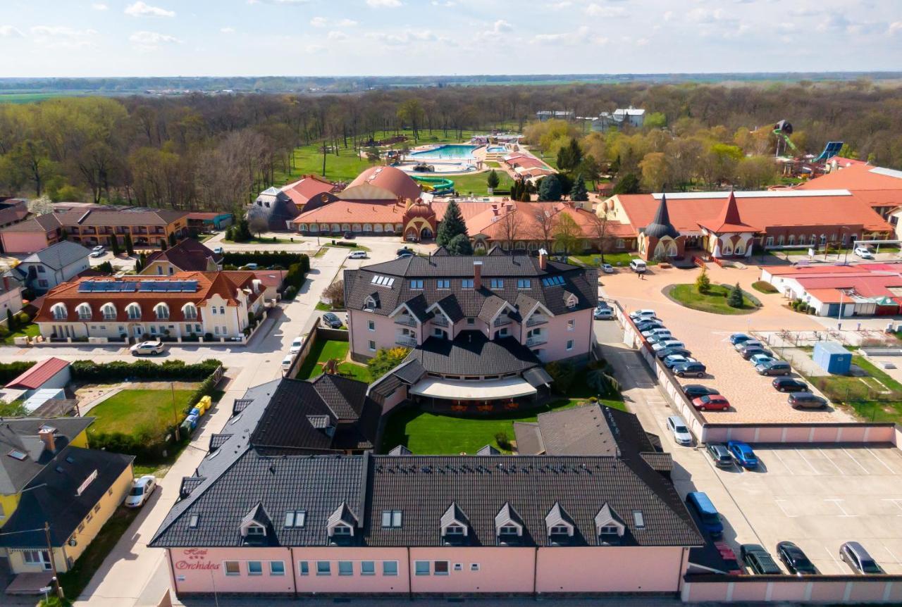 Spa&Wellness Hotel Orchidea Veľký Meder Exterior foto