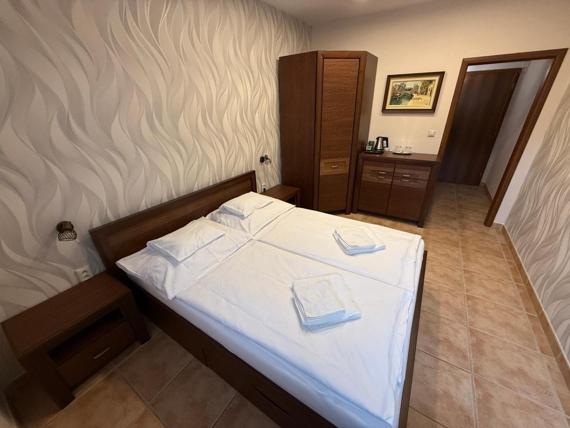 Spa&Wellness Hotel Orchidea Veľký Meder Exterior foto